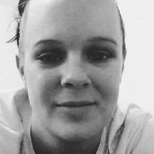 Meet your Posher, Candace